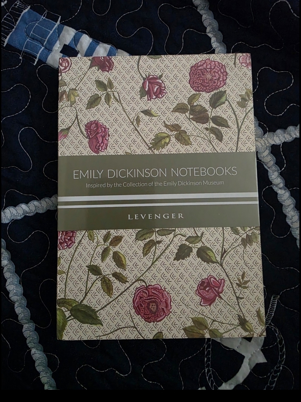 Levenger Emily Dickinson Rose-Print Notebook Set in Pink and Green - Picture 5 of 9